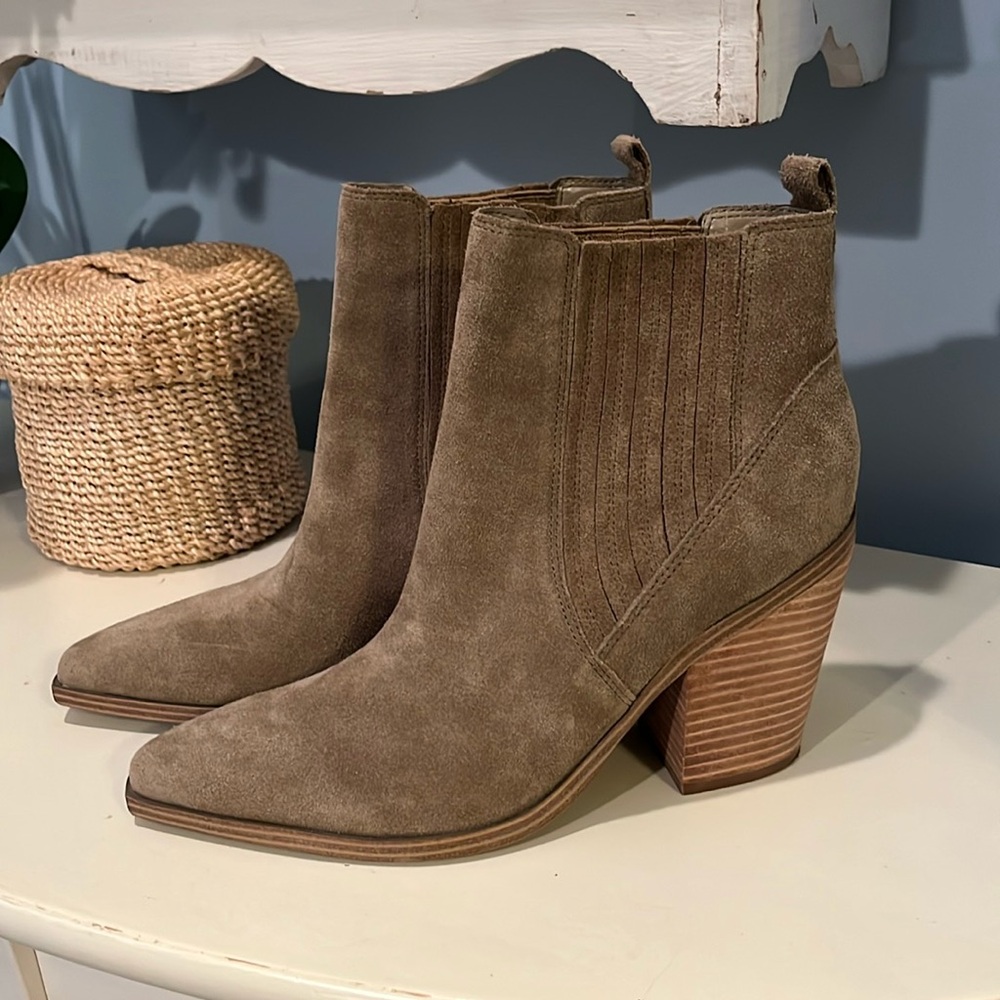 Mark Fisher Caves Bootie size 9 1/2 Med